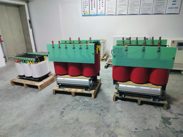 凤冈KS11-1000KVA矿用变压器